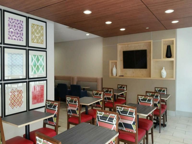 Holiday Inn Express Knoxville-Strawberry Plains By Ihg Extérieur photo