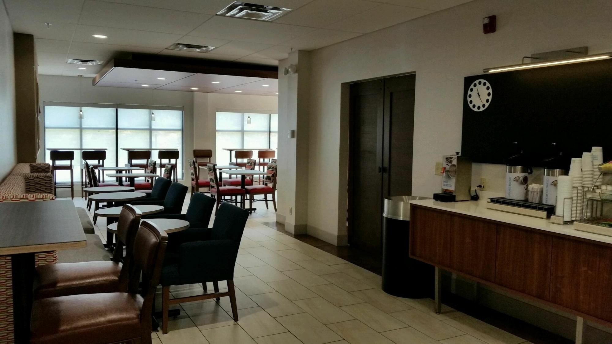 Holiday Inn Express Knoxville-Strawberry Plains By Ihg Extérieur photo