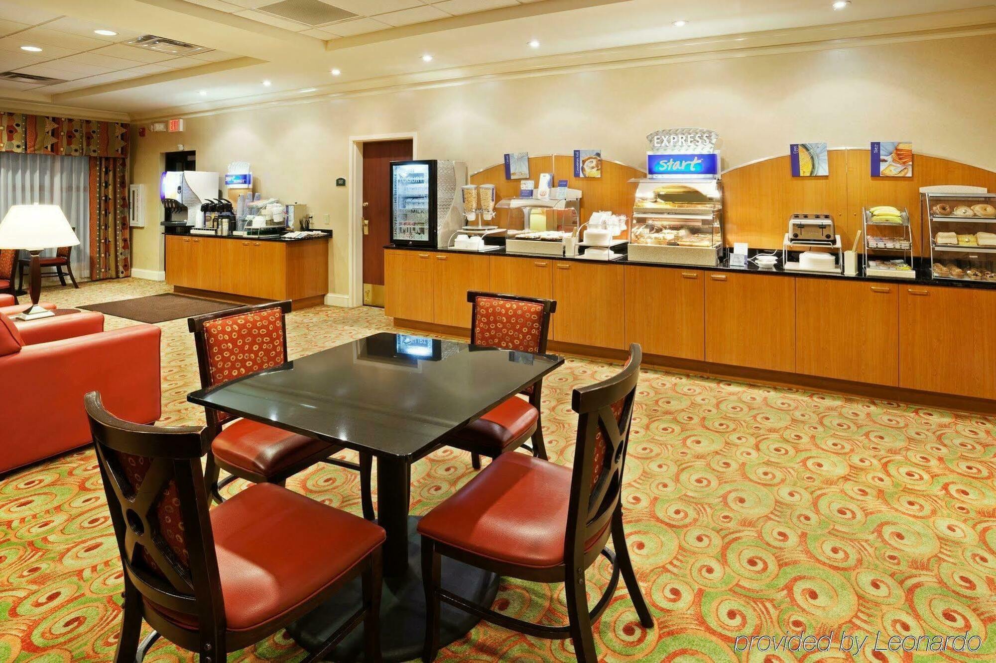 Holiday Inn Express Knoxville-Strawberry Plains By Ihg Extérieur photo
