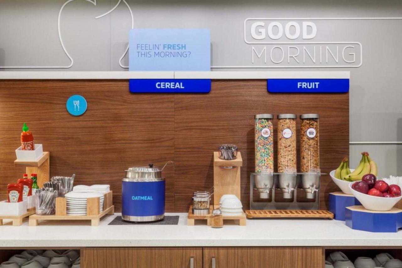 Holiday Inn Express Knoxville-Strawberry Plains By Ihg Extérieur photo